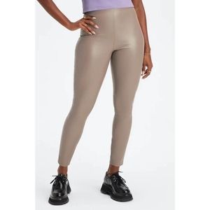New Fabletics Vegan Leather Pull on Legging Willow Bark size L
